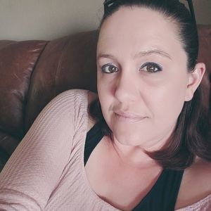 Meet your Posher, Angie